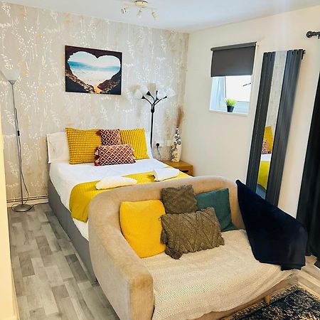 Studio Apartment In London, Bethnal Green Exterior foto