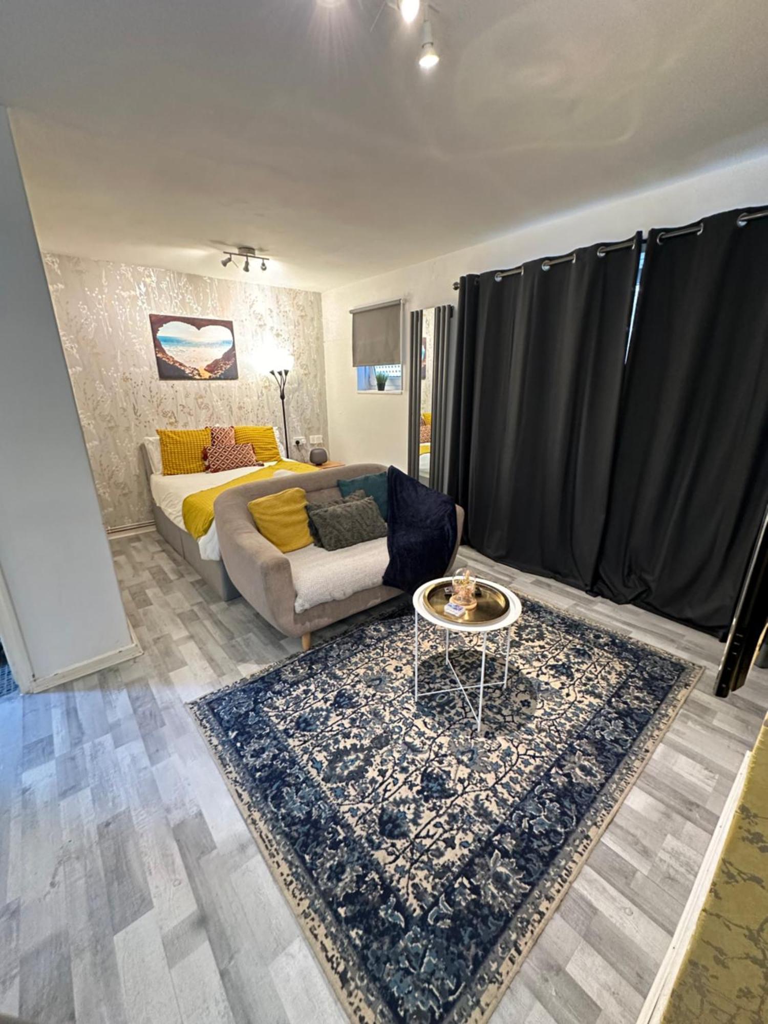 Studio Apartment In London, Bethnal Green Exterior foto